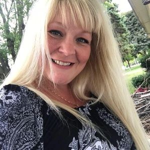 Meet your Posher, Janet